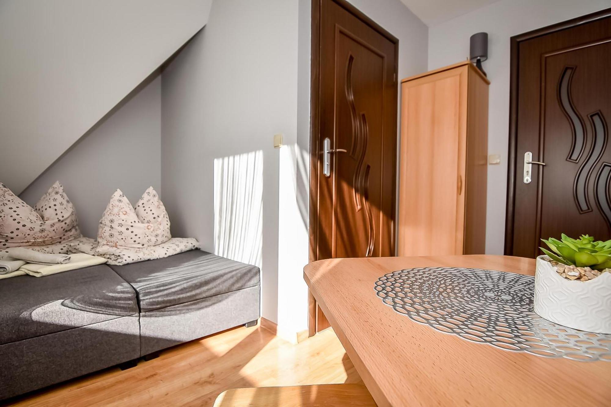 Marysienka Hrube Wyzne 12a Homestay *